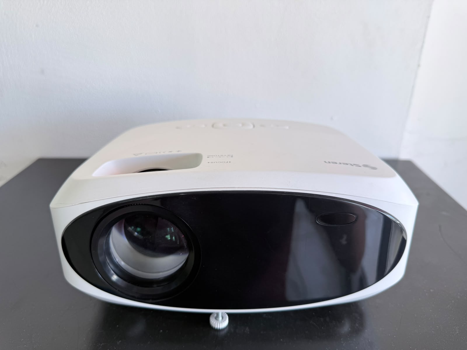 PROYECTOR STEREN PRO 400