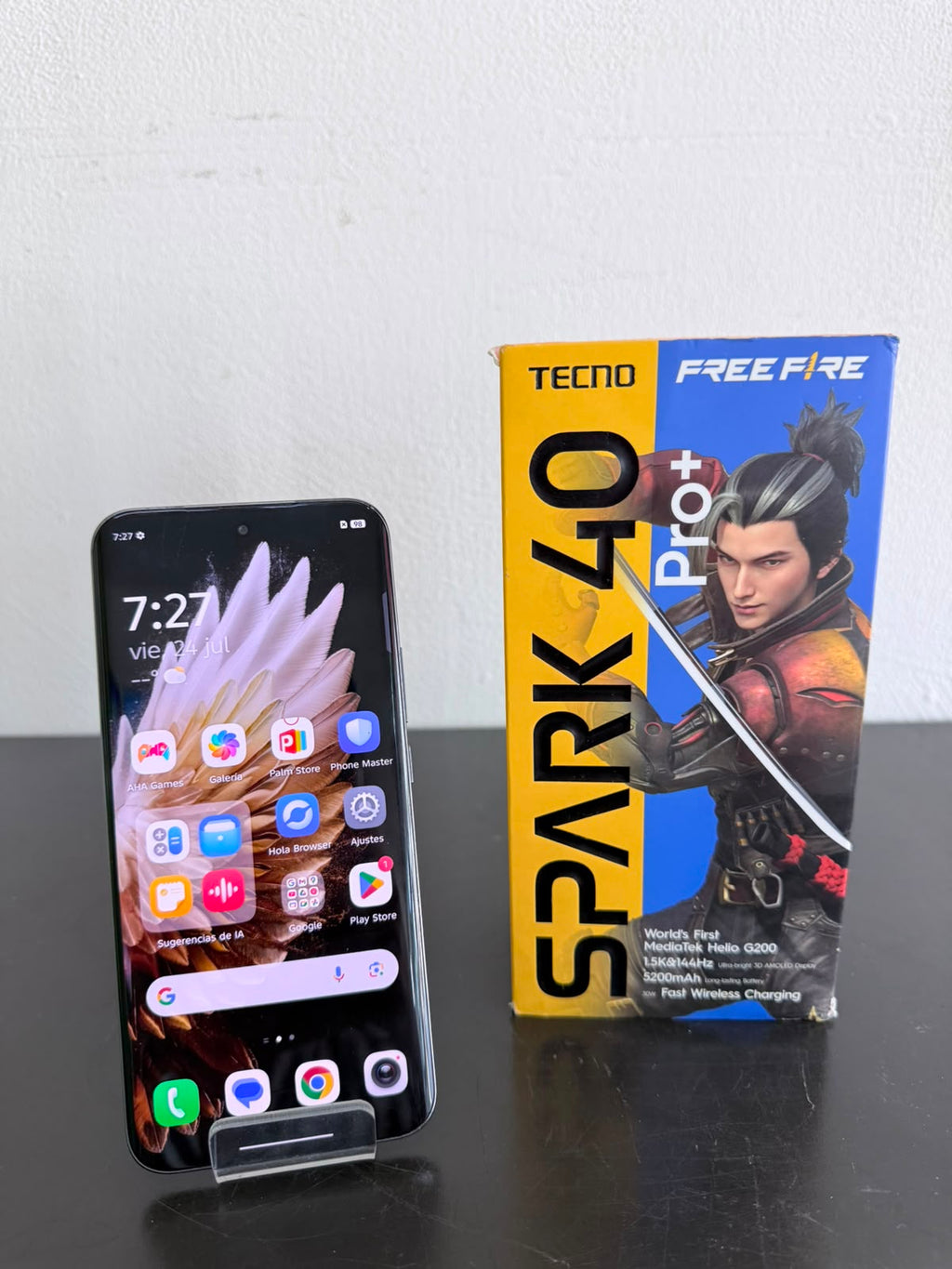 TECNO SPARK 40 PRO 8 RAM 256 GB