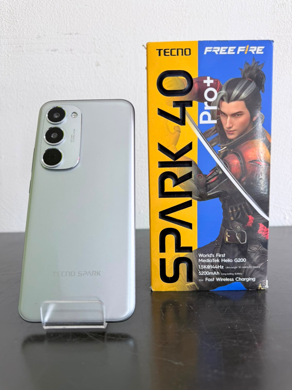TECNO SPARK 40 PRO 8 RAM 256 GB