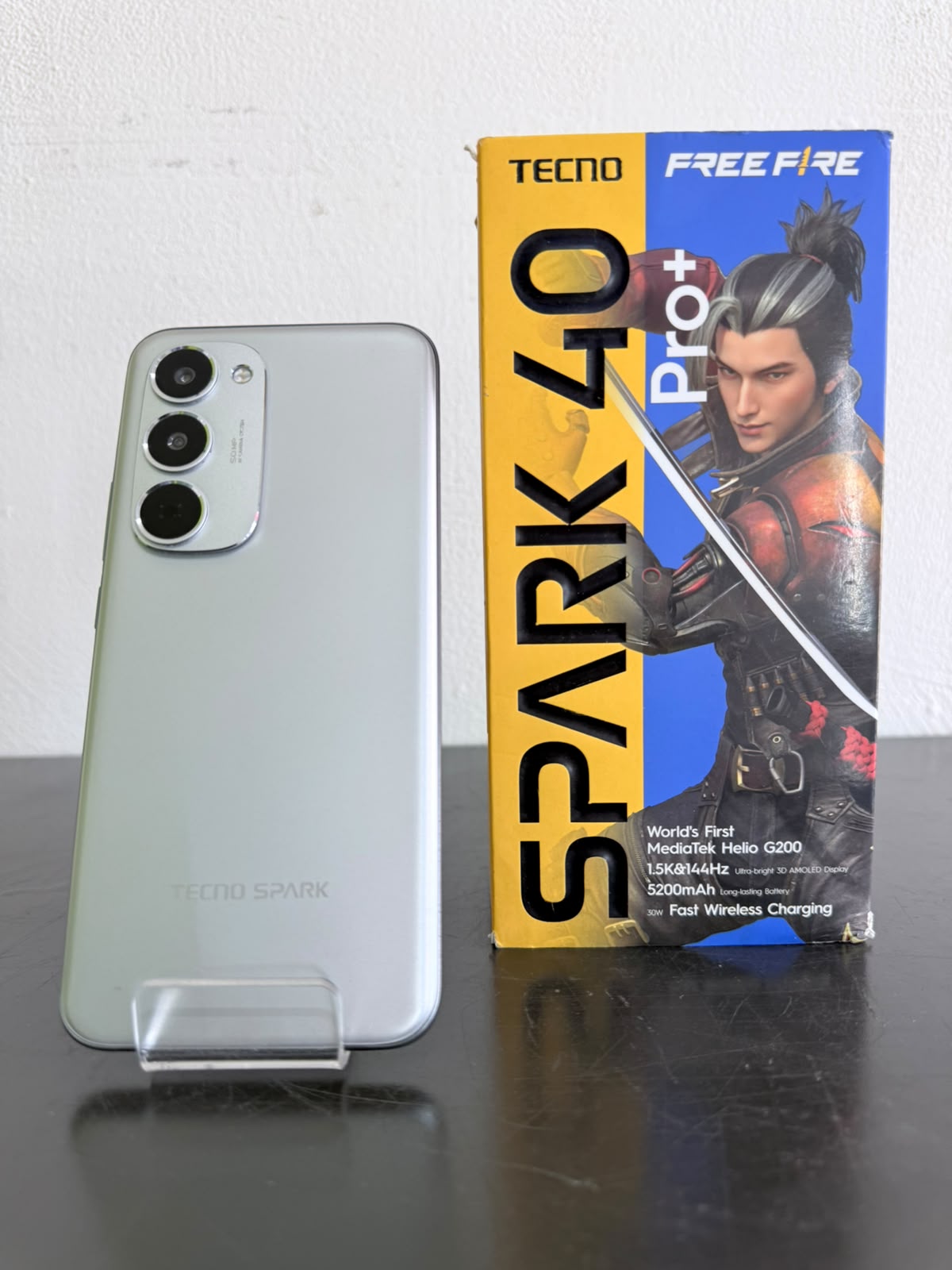 TECNO SPARK 40 PRO 8 RAM 256 GB