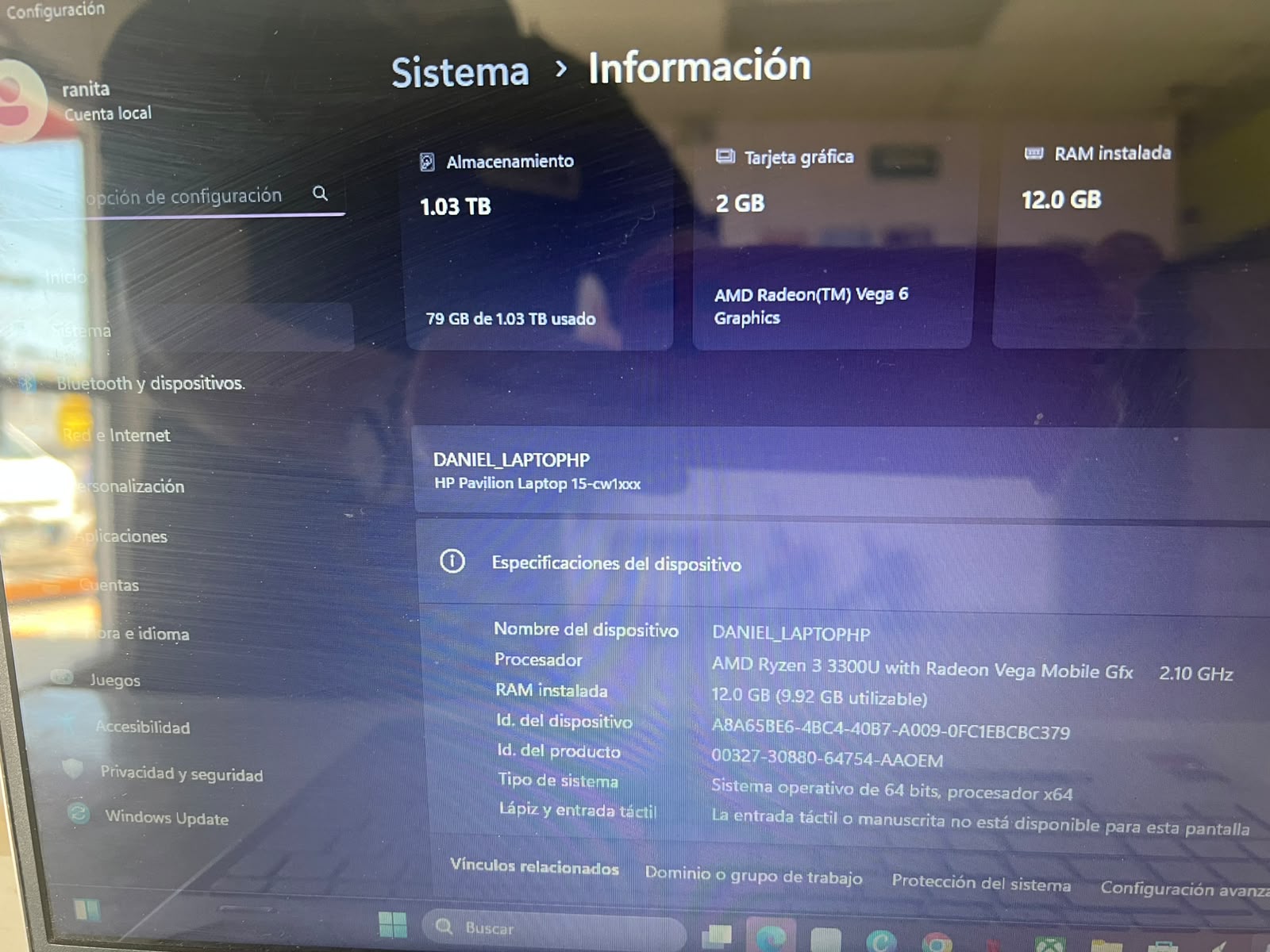 HP PAVILION LAPTOP 15-CW1012LA (USADA BUENAS CONDICIONES )