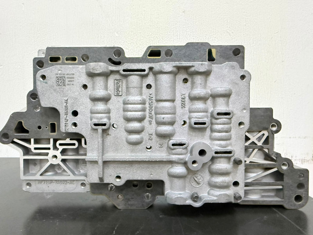 Caja de Válvulas FoMoco 24223910, RF7T4P-7A092-AC , L332K para Ford
