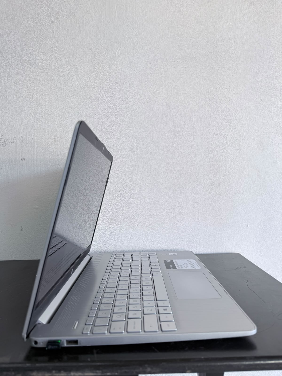 Laptop HP 15 – Intel Core i3-1005G1 | 8GB RAM | 256GB SSD | Windows 10
