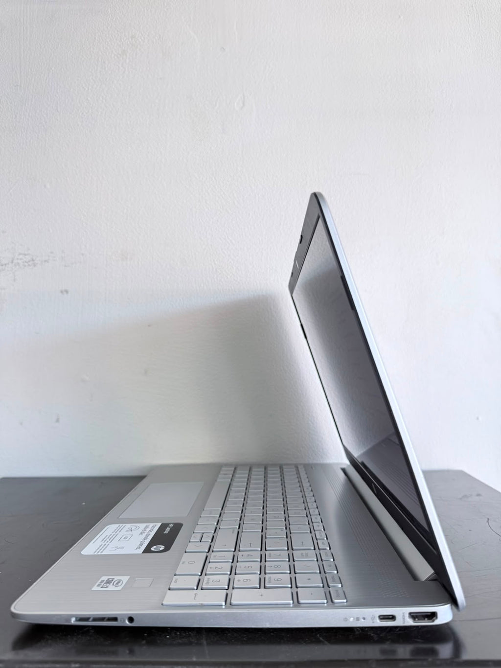 Laptop HP 15 – Intel Core i3-1005G1 | 8GB RAM | 256GB SSD | Windows 10