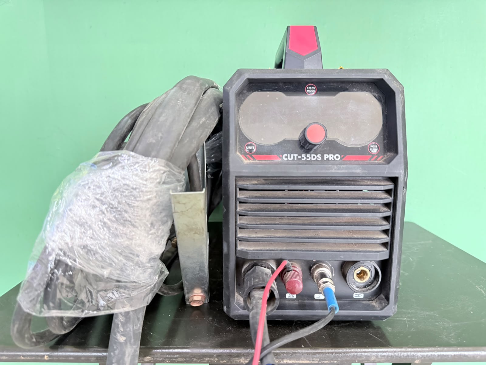 Cortadora de Plasma YesWelder CUT-55DS PRO – Dual Voltaje 110/220V | 55 AMP