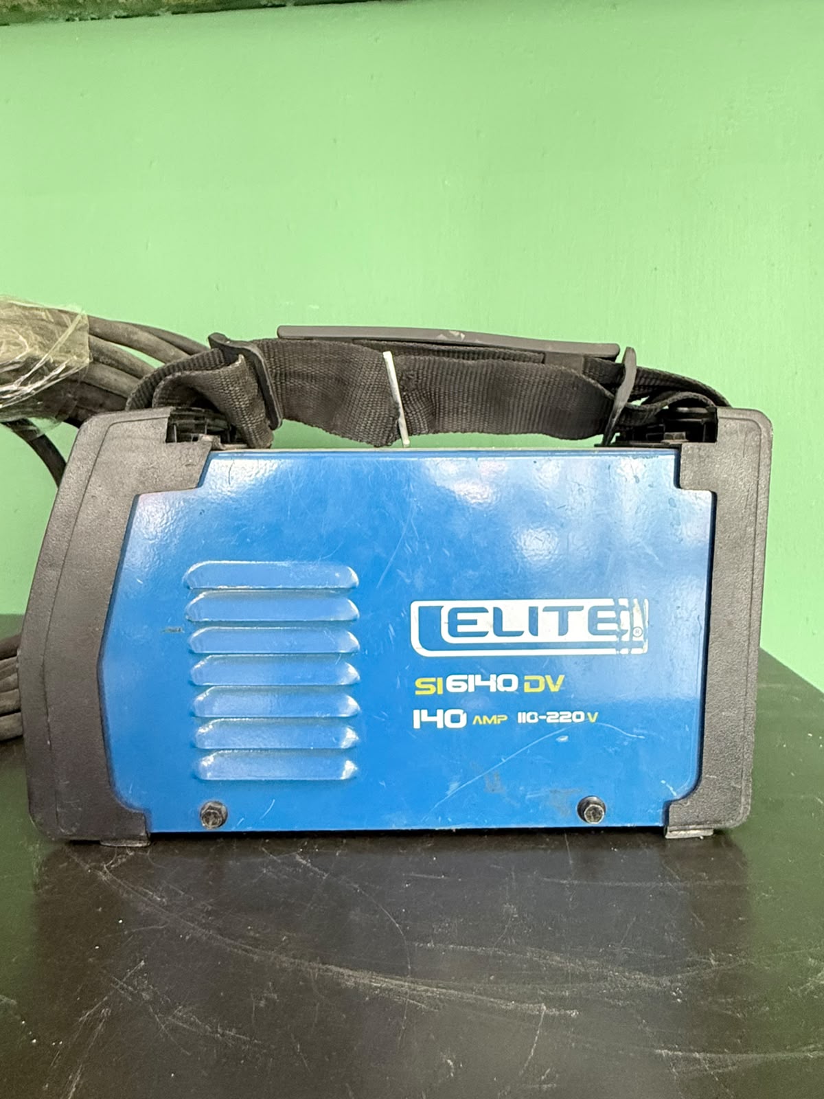 Soldadora Inversora Elite SI6140 DV – 140 AMP | Dual Voltaje 110-220V