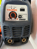 Soldadora inversora 130/200 Amps volt dual Truper SOIN-130/200 color naranja