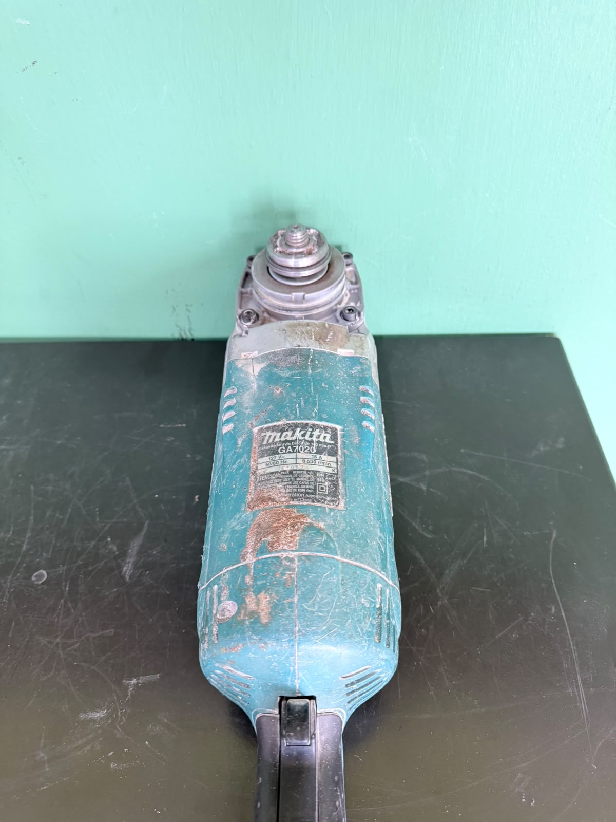 Amoladora Angular Makita GA7020 7" (Usada)