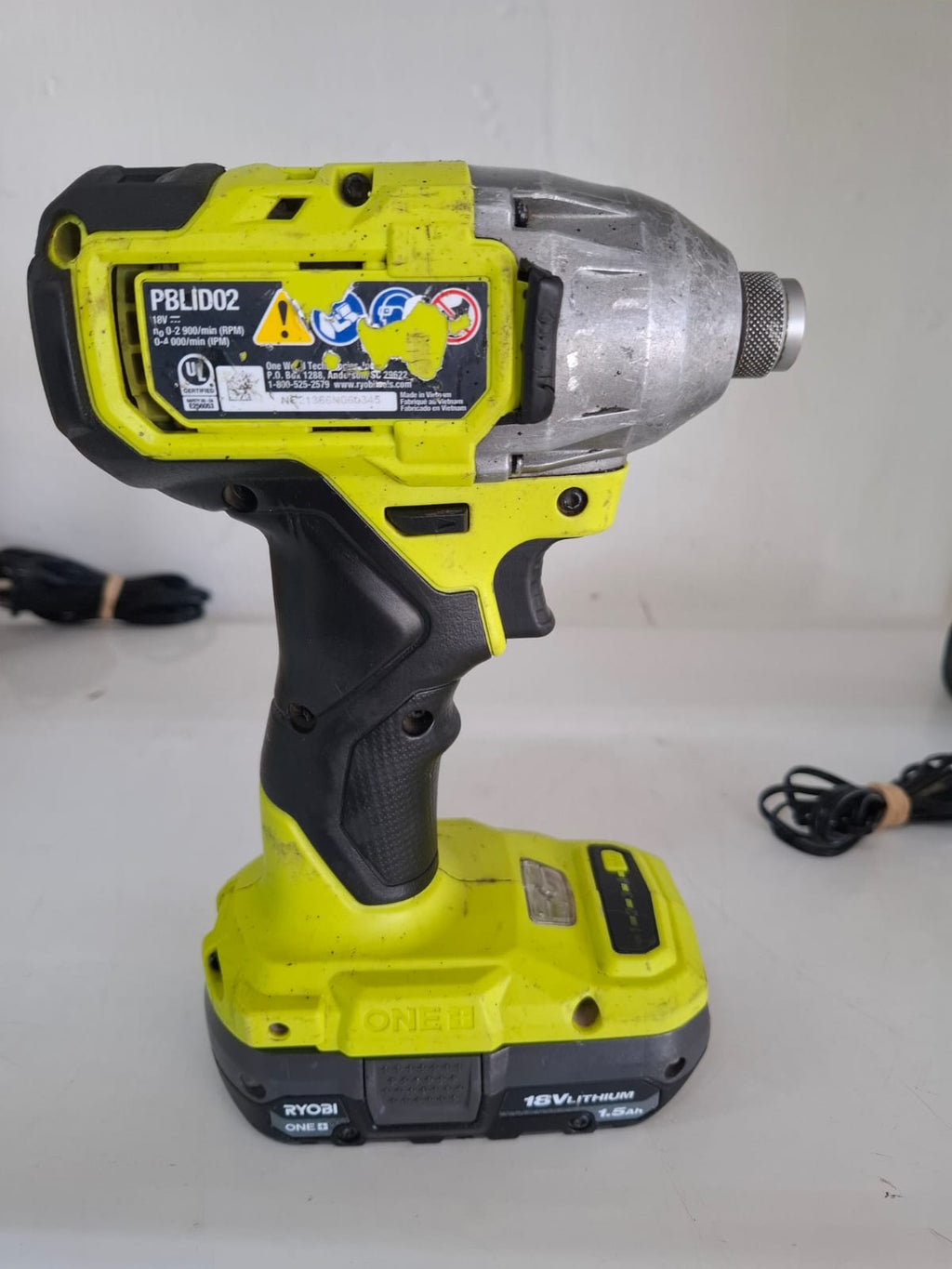 KIT TALADROS INALAMBRICOS RYOBI ONE+ BRUSHLESS