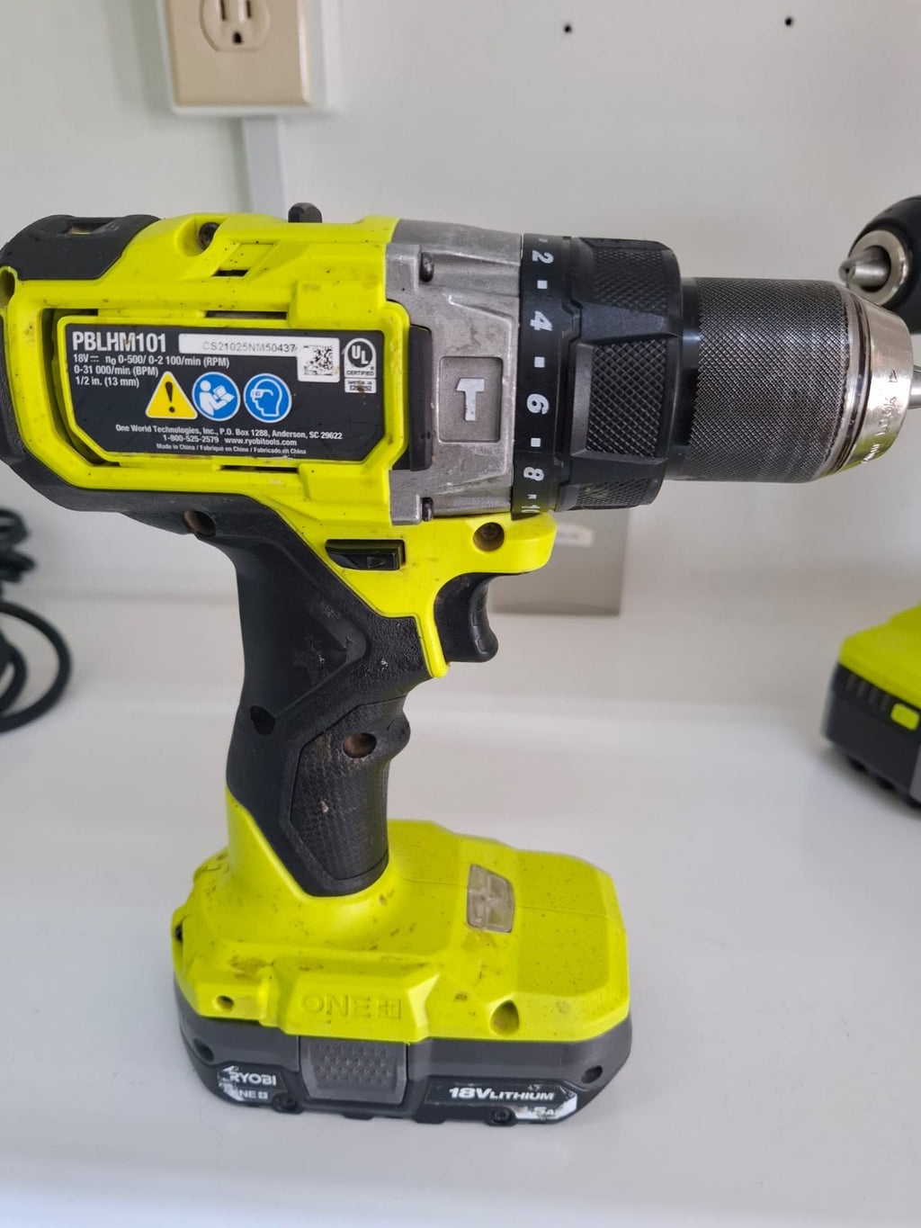 KIT 2 TALADROS INALAMBRICOS RYOBI ONE +