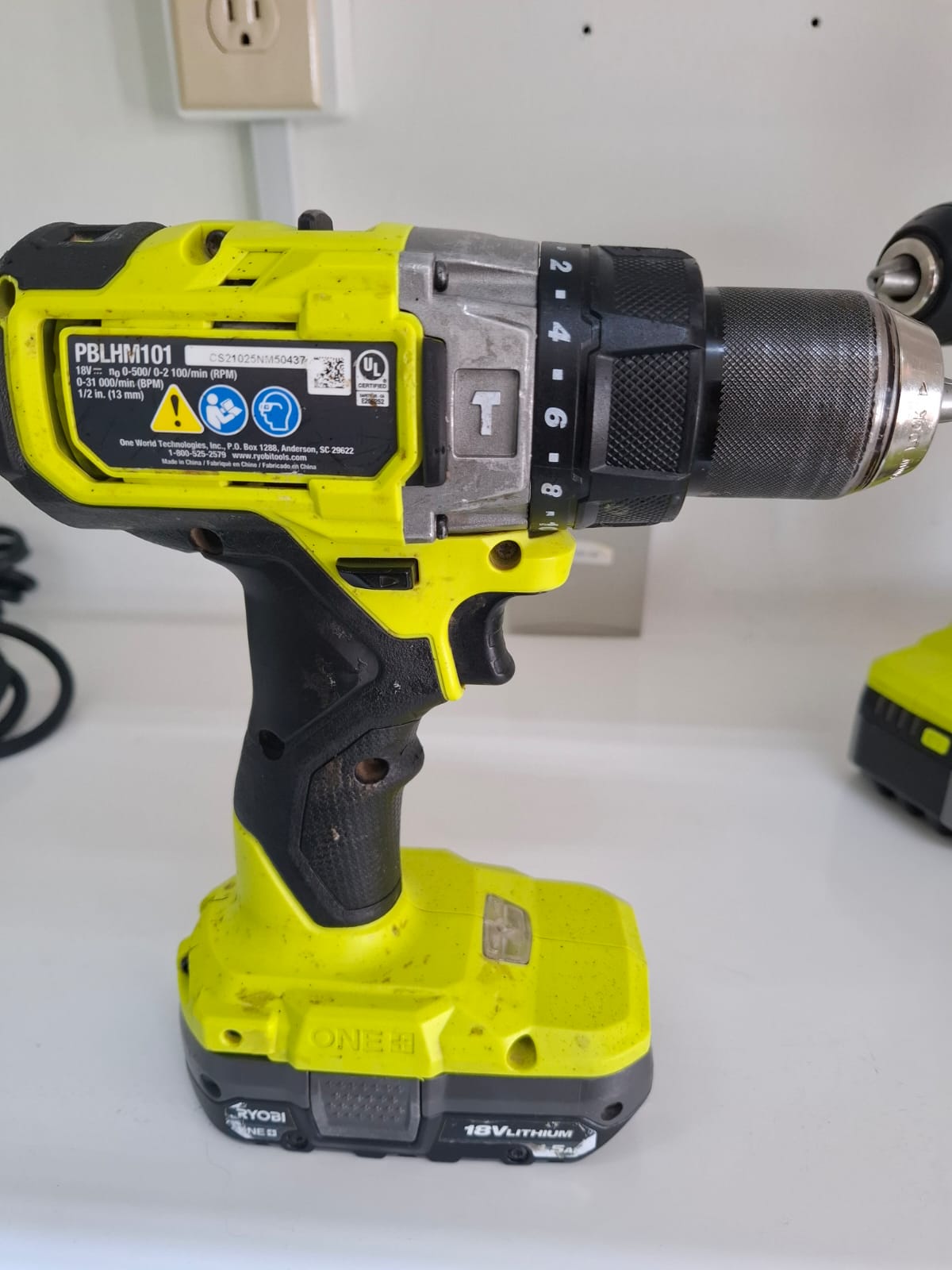 KIT 2 TALADROS INALAMBRICOS RYOBI ONE +