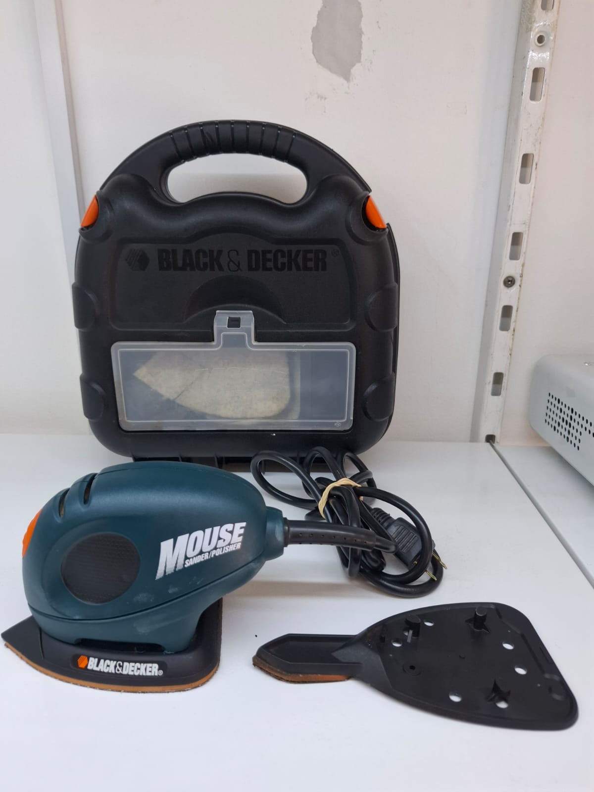 LIJADORA BLACK & DECKER MOUSE