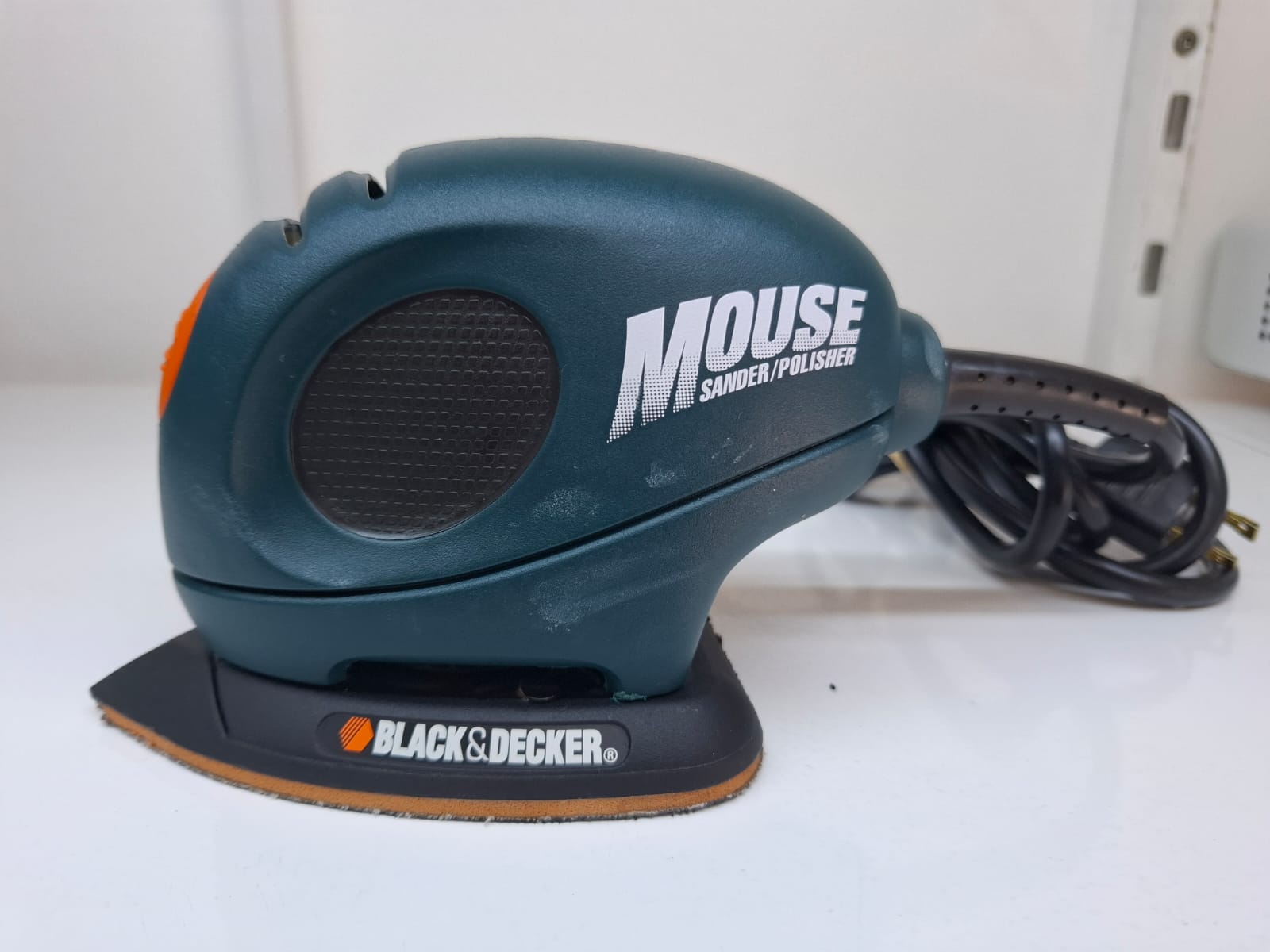 LIJADORA BLACK & DECKER MOUSE
