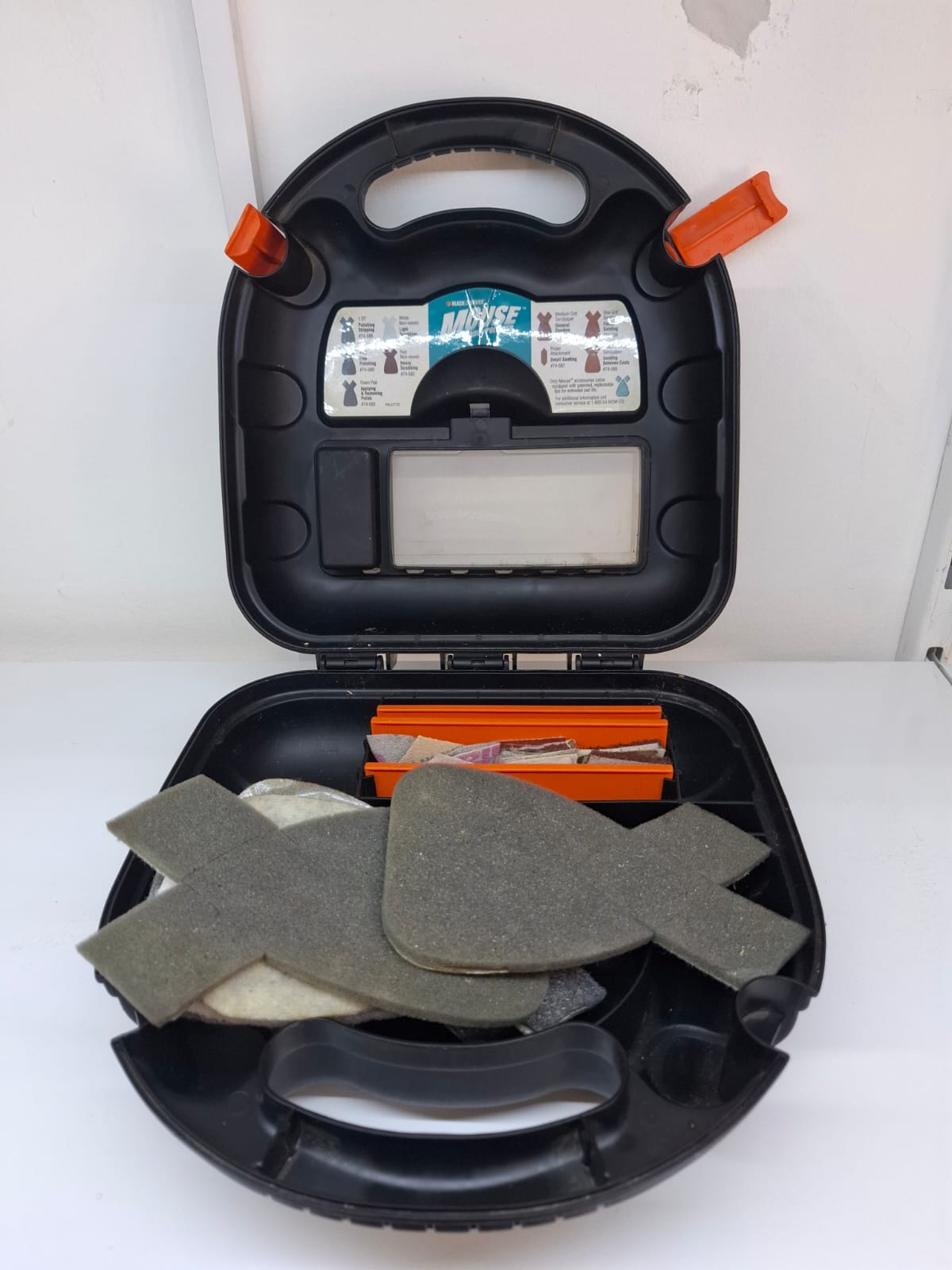 LIJADORA BLACK & DECKER MOUSE